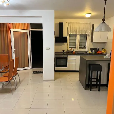Bajcic Apartment *